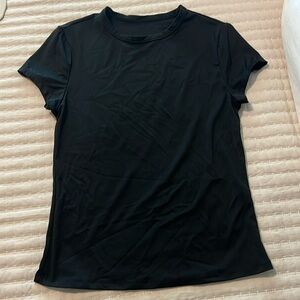 Aritzia Sunday best top D u p e